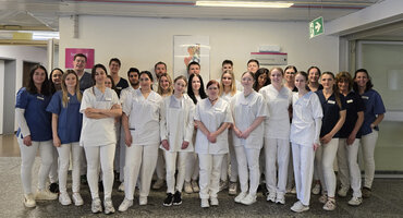 Gruppenfoto des Oberkurses der generalistischen Pflegeausbildung im Krankenhaus Simmern