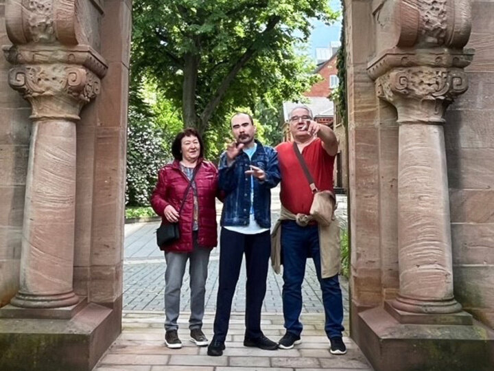 Michael Seddig (M.) ist frisch ins Haus Rogate auf dem Campus der Stiftung kreuznacher diakonie eingezogen.